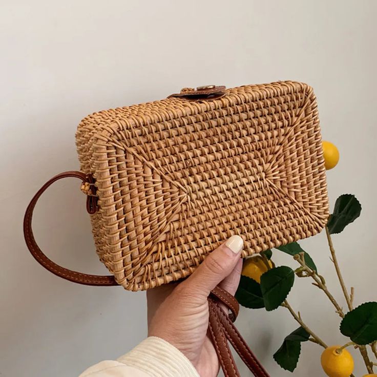 Bolsa De Bambu Retangular Feminina Com Alça Fixa Forrada Verão