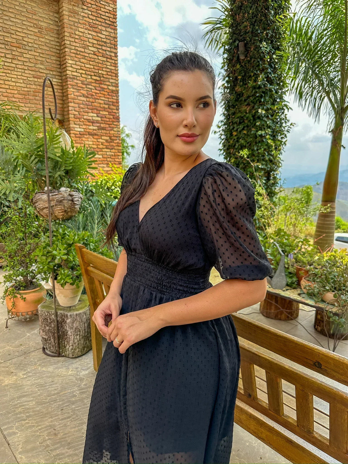 Vestido Vitória Manga 3/4 de Poá Preto